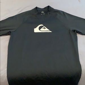 Quicksilver rash guard